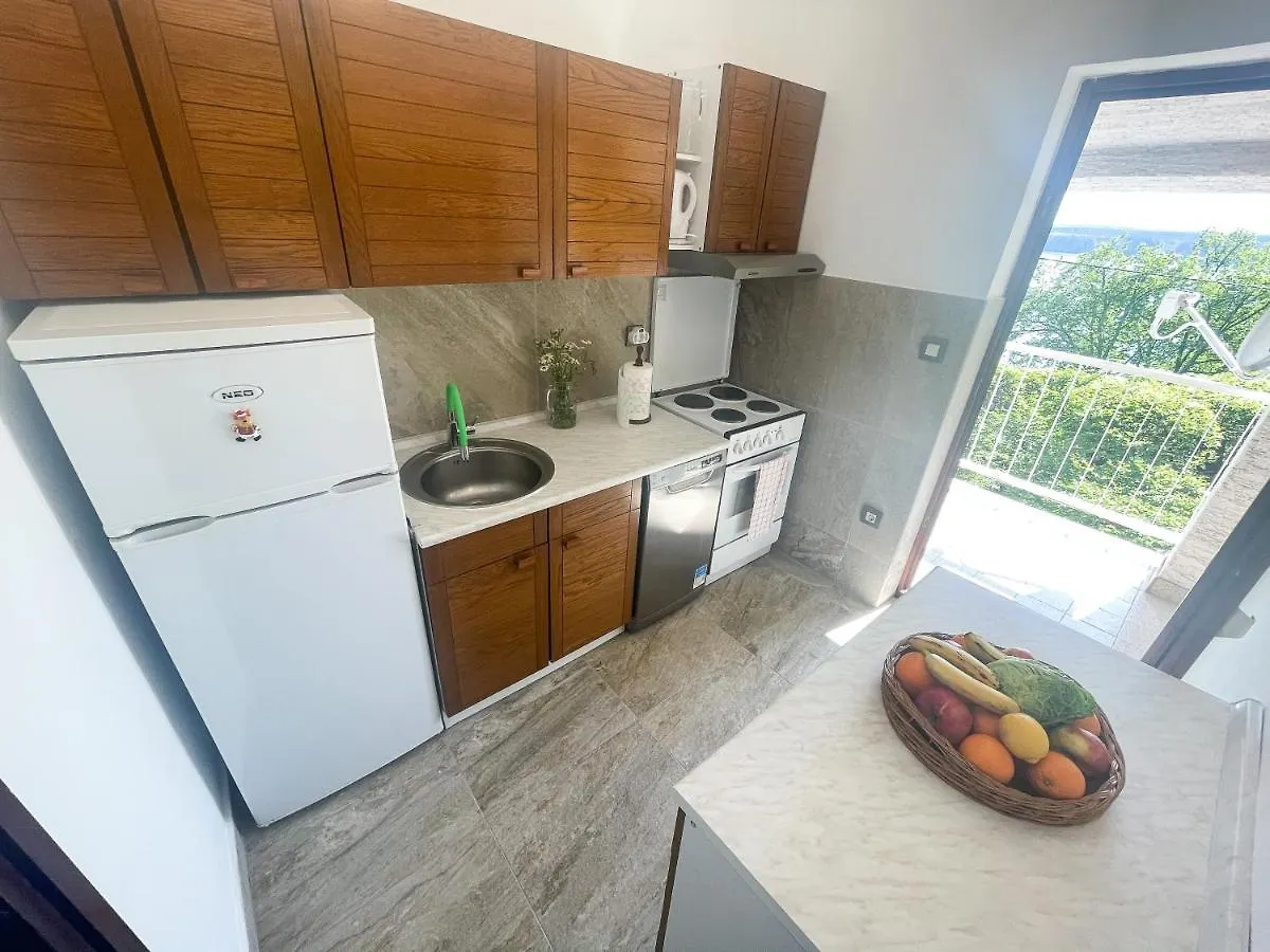 Apartment Apartman Blazina Jadranovo