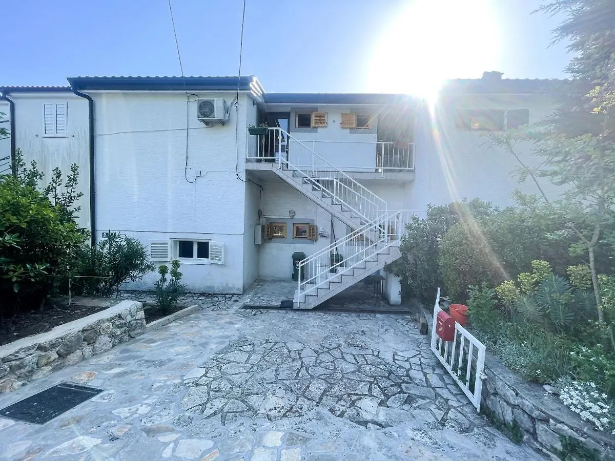 Apartment Apartman Blazina Jadranovo